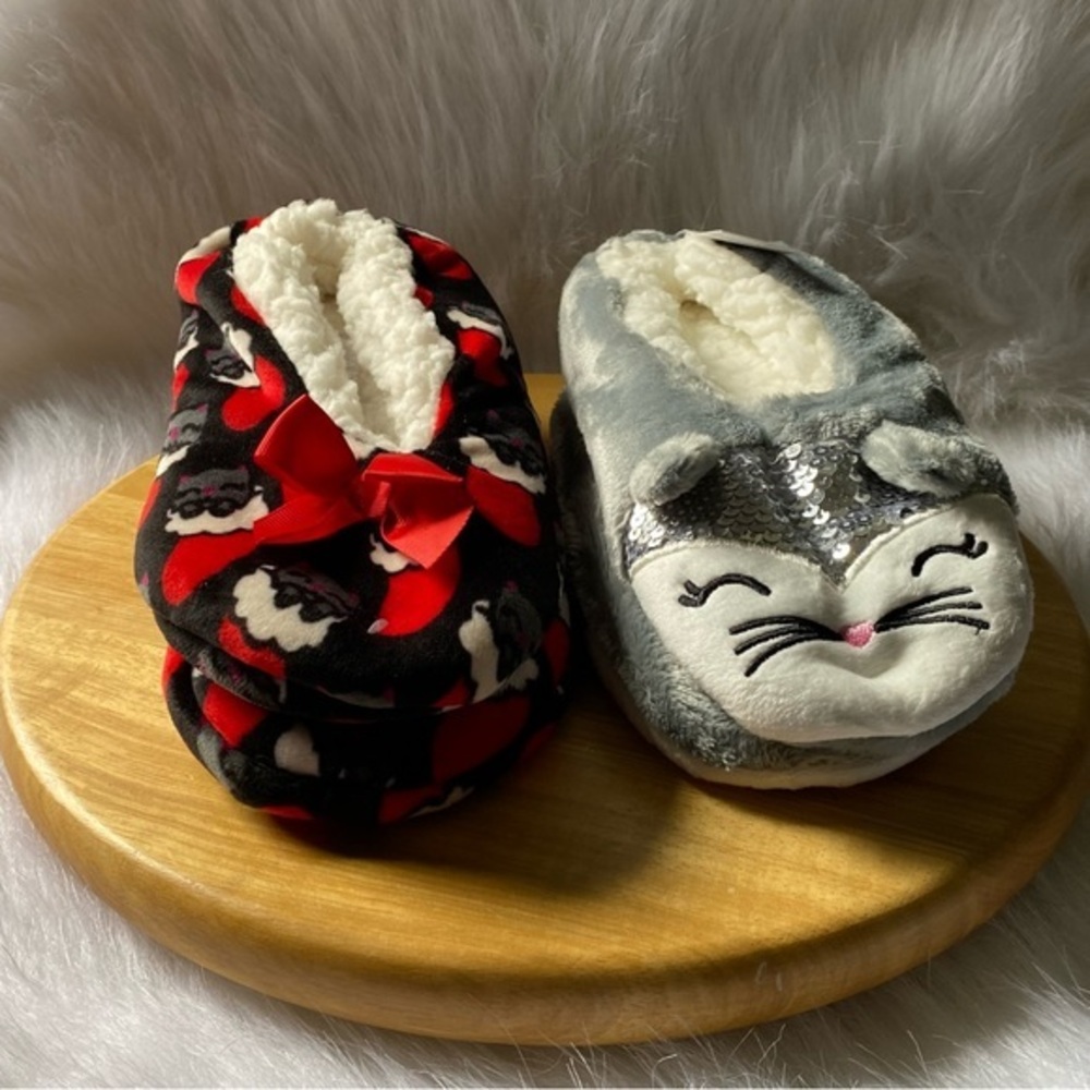 Fuzzy‎ Babba Slipper Socks Women’s Size 7-9.5 New with Tags Set Of (2)